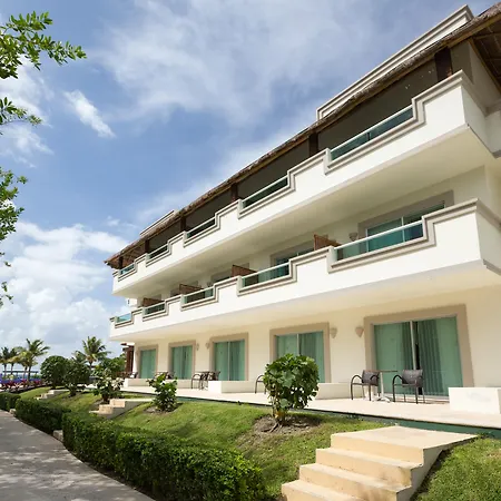 Bluebay Grand Esmeralda-2